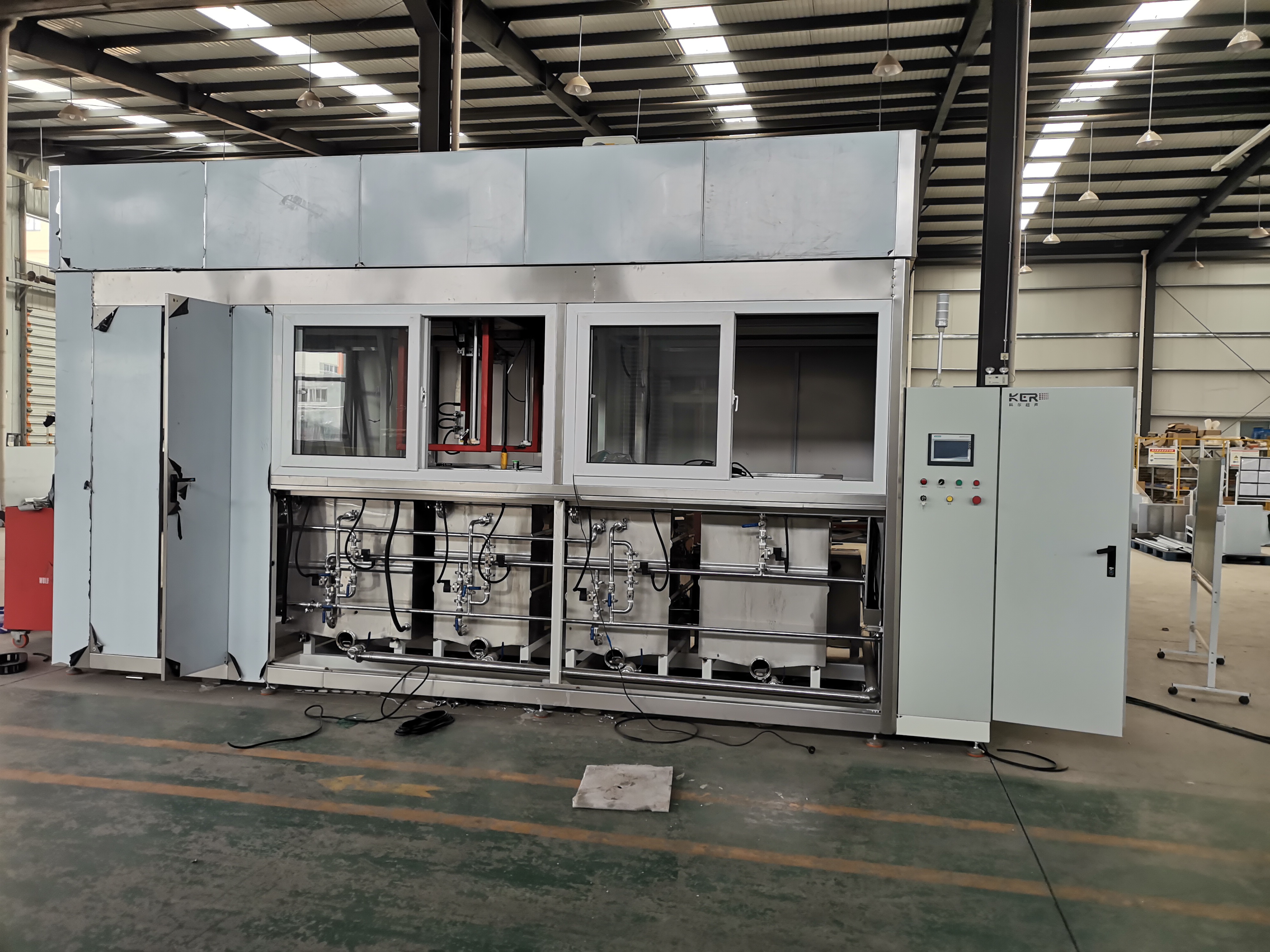 全自動多槽超聲波清洗機工作原理是怎樣的？工業(yè)用高壓清洗設備 清洗大型工業(yè)設備 